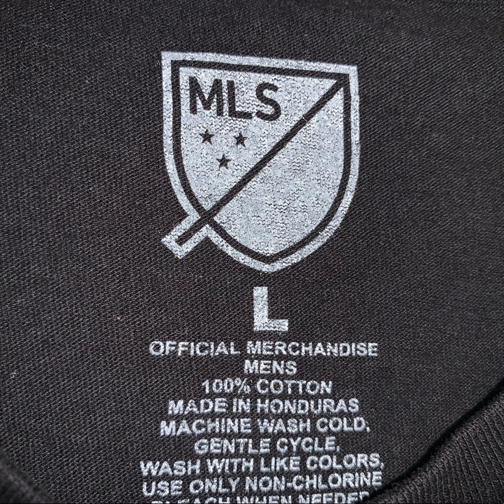 ⚽️🥅🦅 DC United MLS Soccer Tee 🦅⚽️🥅 - Picture 4 of 5
